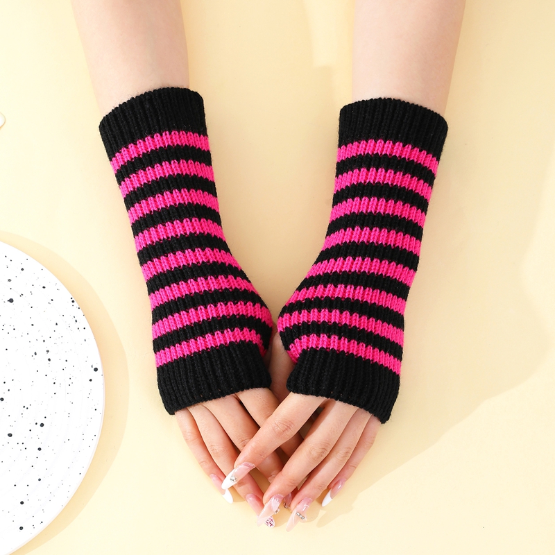 Guanti Corti a Righe Senza Dit - Fingerless Glove Knit recensione e prezzo
